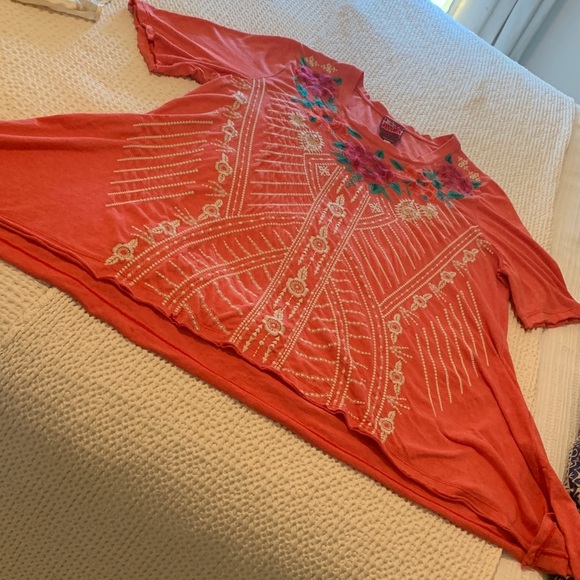 Johnny Was Tops - JWLA By Johnny Was SONYA Side Slit Dusty Coral Embroidered Tunic Top
